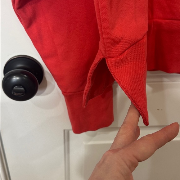 NIKE WOMENS LONG SLEEVE TRAINING CREWNECK EMBER GLOW LARGE - Picture 9 of 11